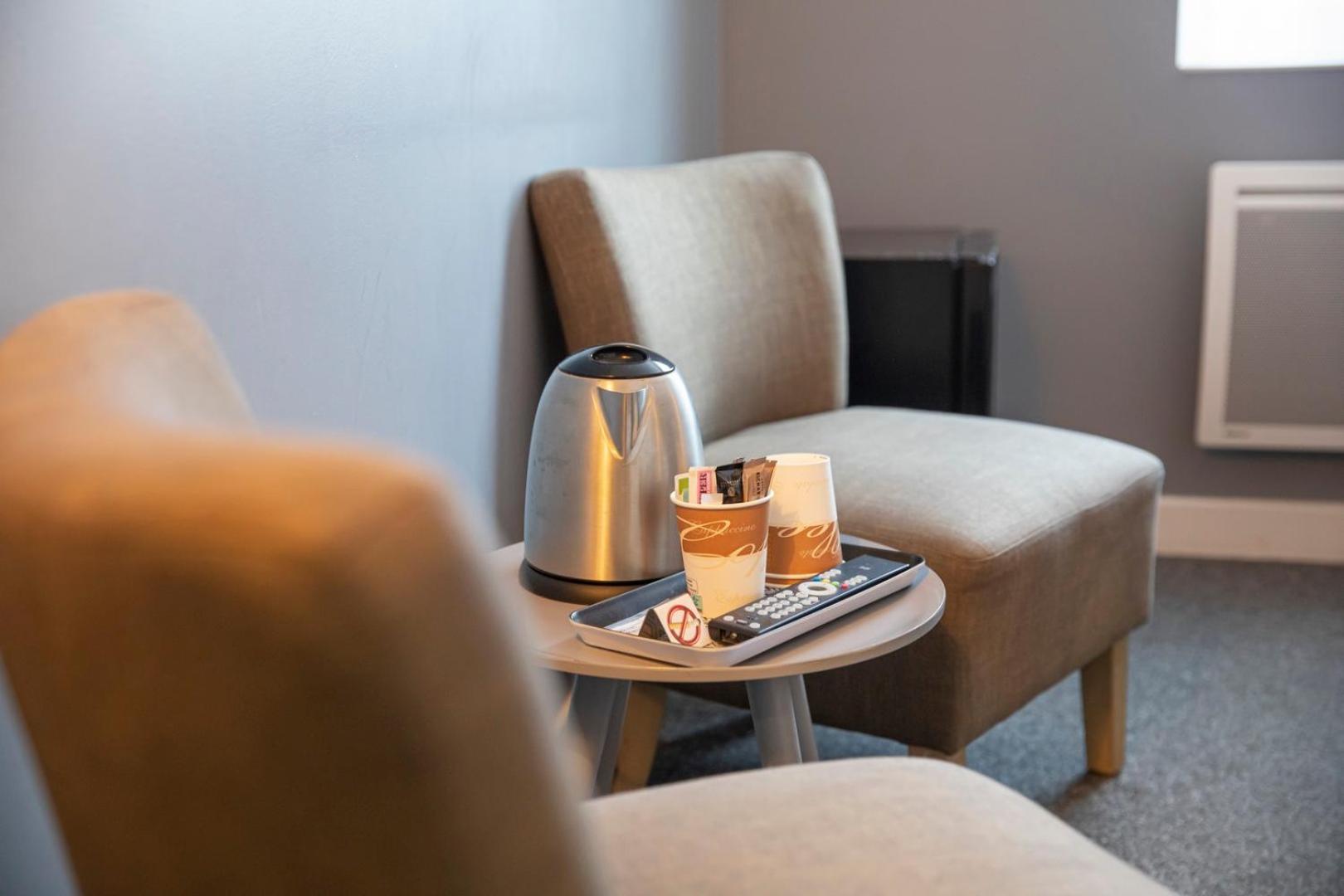Au Bout Du Quai Hotell Granville Exteriör bild