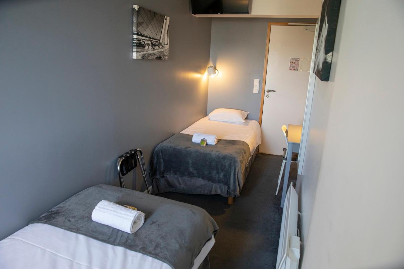 Au Bout Du Quai Hotell Granville Exteriör bild