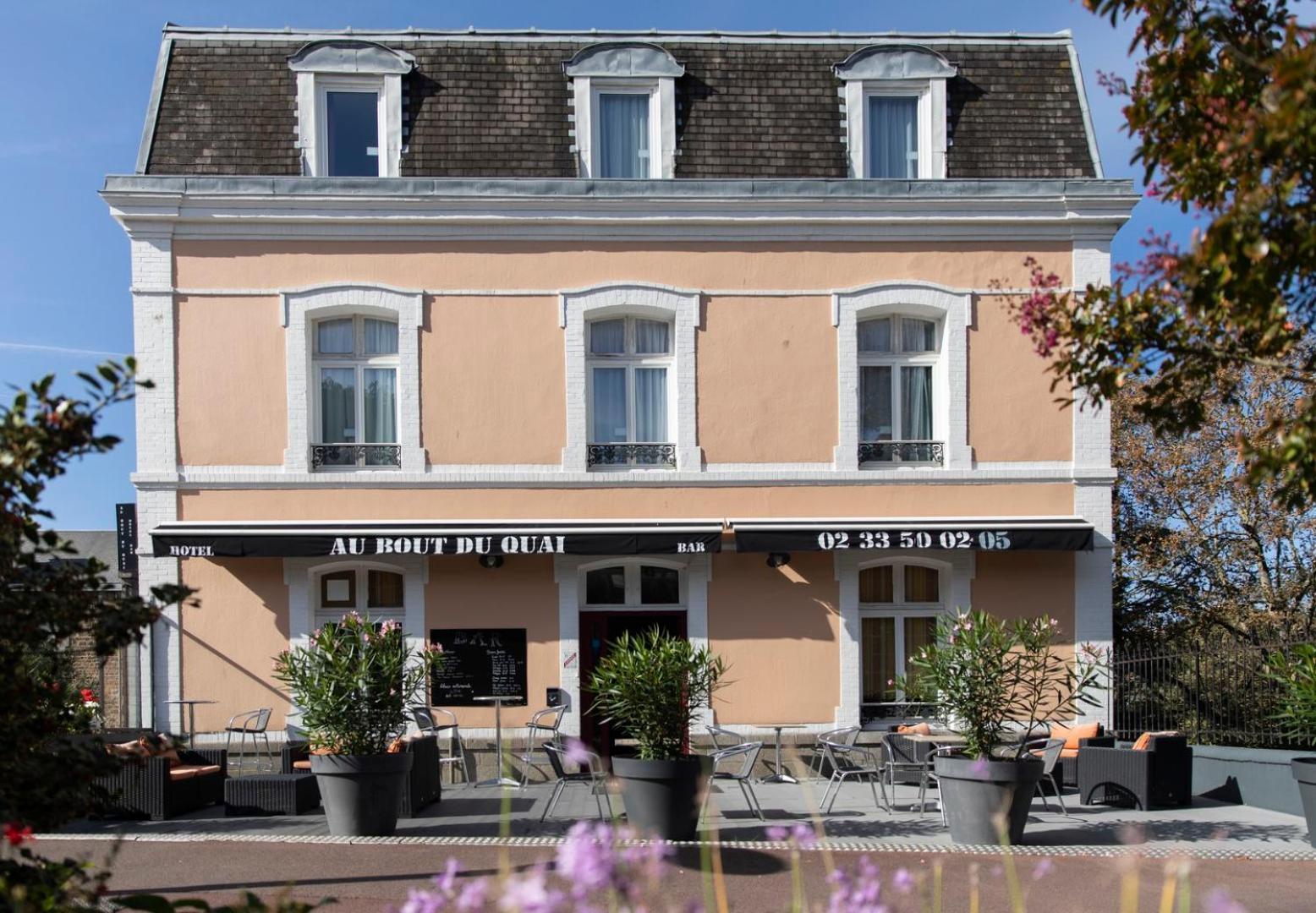 Au Bout Du Quai Hotell Granville Exteriör bild